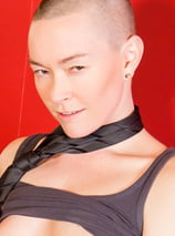 Jiz Lee