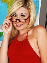Roxy Summers