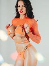 Chloe Lamour